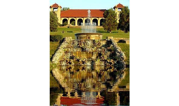 Big image forest park   fountain
