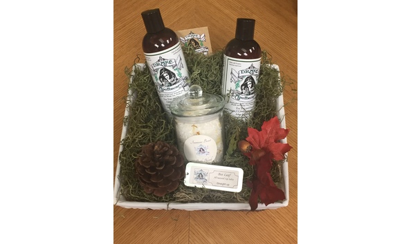 Big image drake apothecary basket