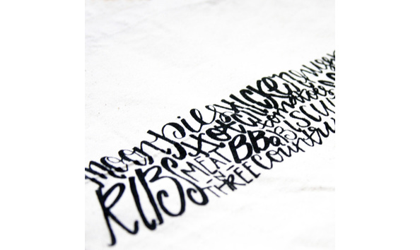 Big image tn tote up close sm