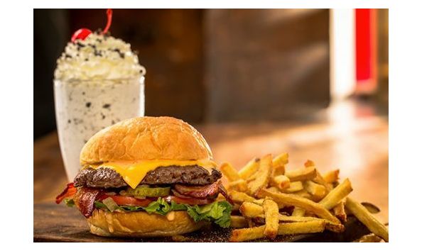 Big image mooyah burgers fries shakes wins best in the midwest burger contest