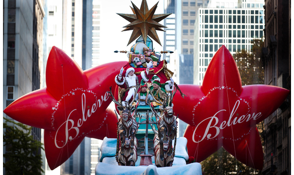Big image pic macys parade santa front