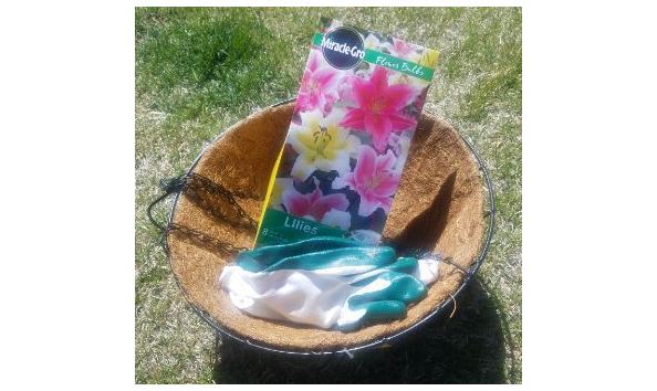 Big image mother s day basket1