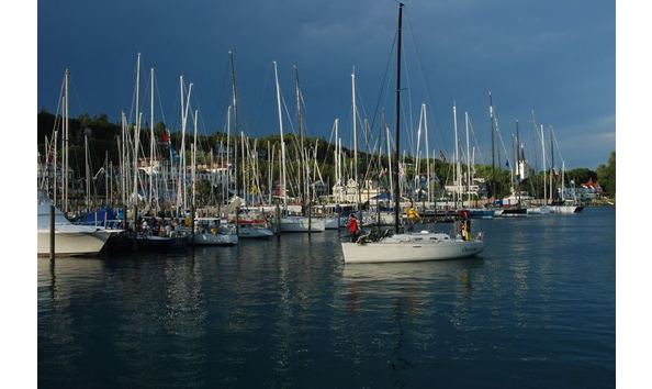 Big image mackinac island harbor