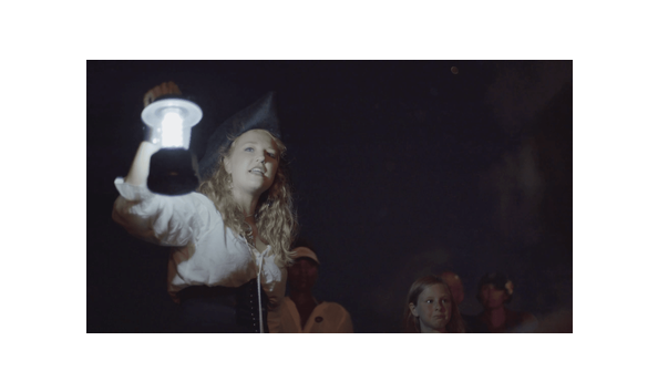 Big image girl with lamp