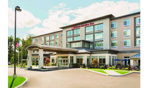 Big image hilton garden inn lenox pittsfield   exterior   1057322 web