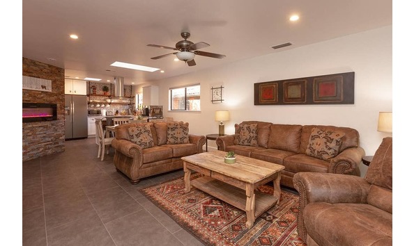 Big image uptownsedonahouse2