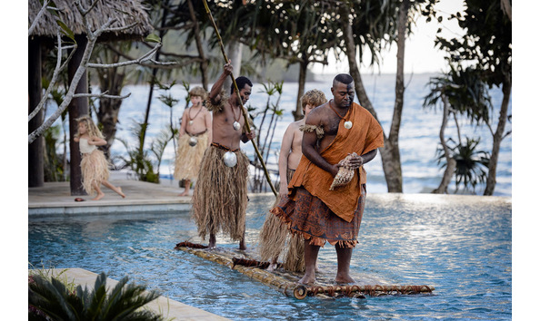 Big image pic nanuku youngtorchlighting1 