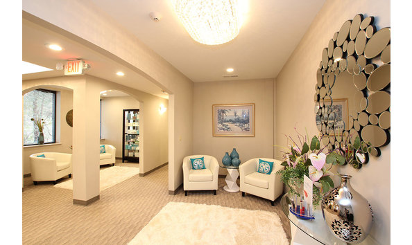 Big image gallery lobby 2