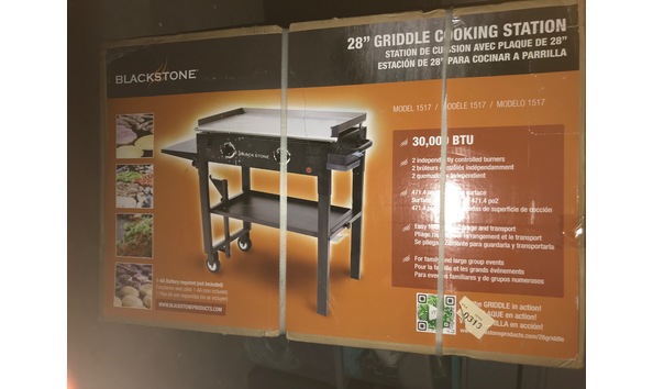 Big image blackstone 28 inch griddge cooking station 