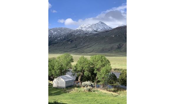 Big image uprivercabin