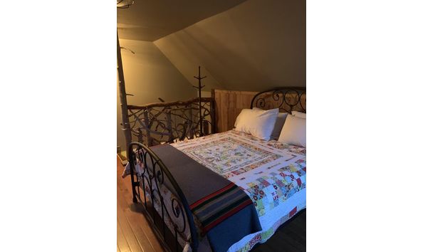 Big image uprivercabin3