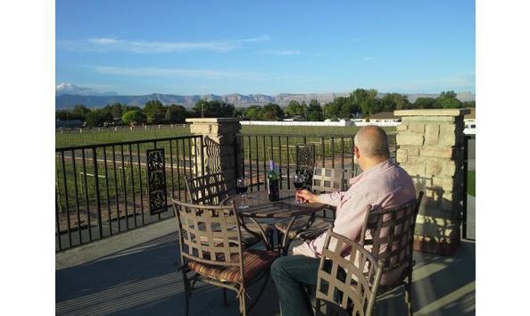 Big image big image two rivers winery chateau2