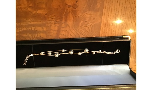 Big image auction fashion bead beracelot