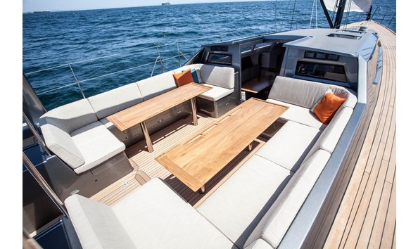 Big image voorhees yacht2
