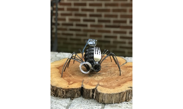 Big image spider grenade 1