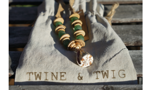 Big image twine and twig