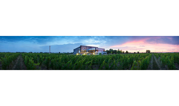 Big image stratus wine tasting   1