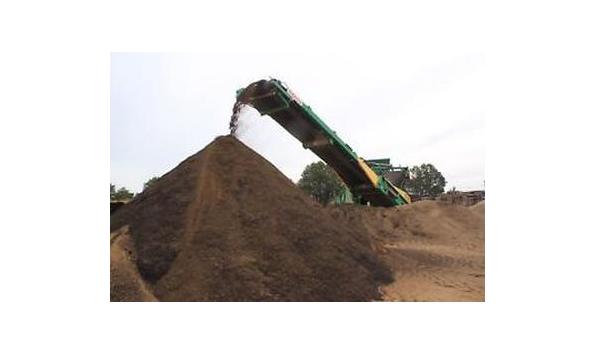 Big image topsoil.
