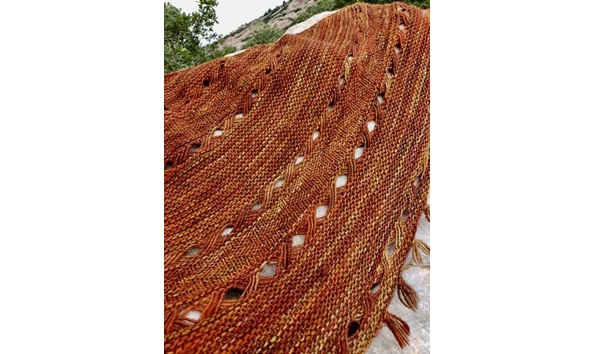 Big image shawl closeup