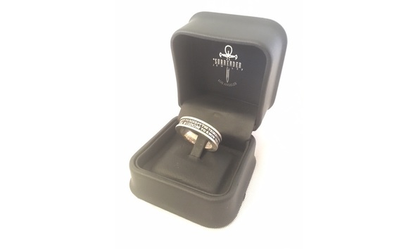 Big image surrender jewelry serenity ring