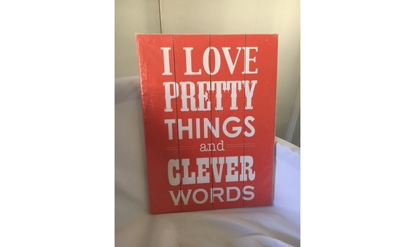 Big image i love pretty things wall art