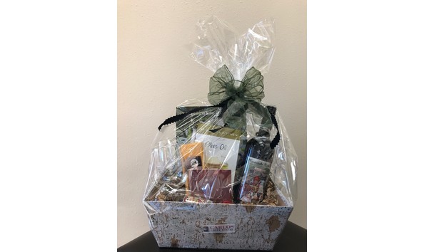 Big image explore alexandria donation carlos creek winery wine party gift basket  1 