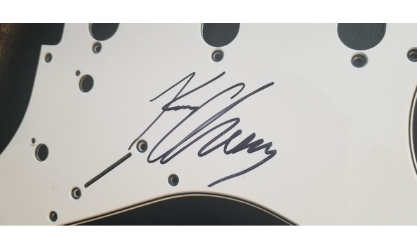 Big image kenney chestney