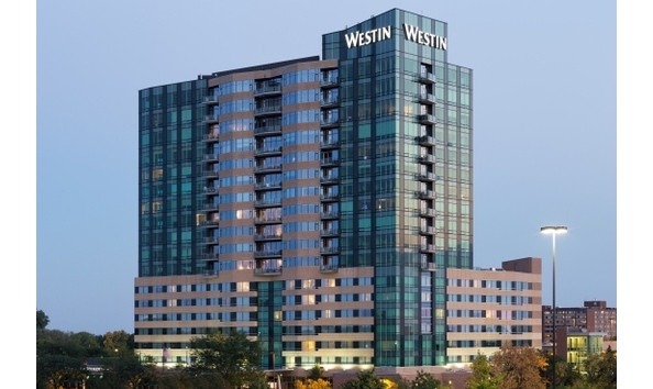 Big image exteriornight lg  1 