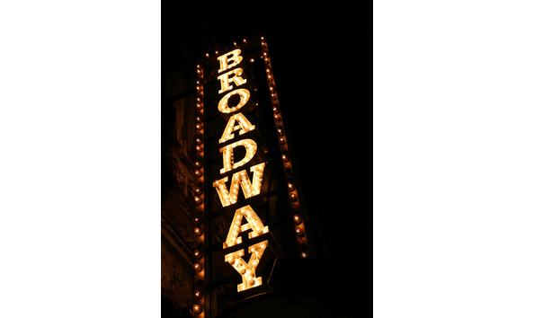 Big image pic 5   broadway sign
