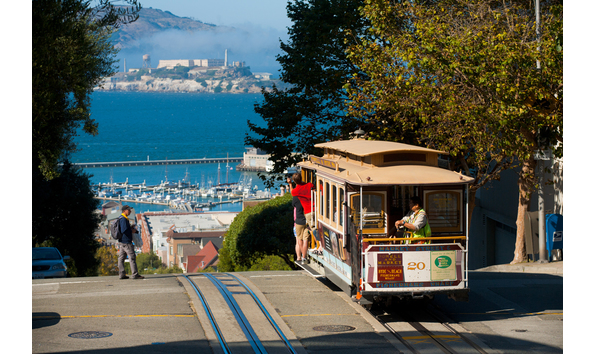 Big image pic 5   cable car on hyde street