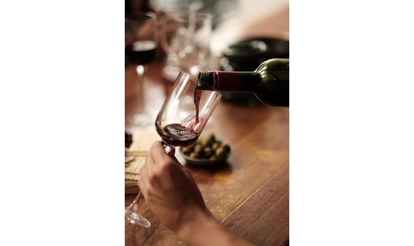 Big image pic 11   wine pour sm