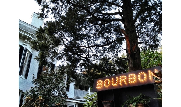 Big image pic kentucky bourbon sign