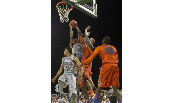 Big image pic 2   athletes ball basketball 40908