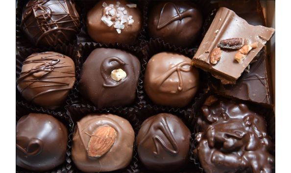 Big image assorted laughing moon chocolates   photos