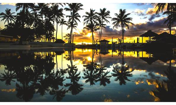 Big image poolbar the pearl resort 3 compressed