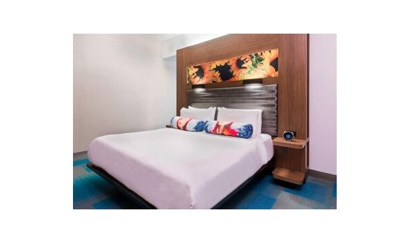 Big image aloft dt 1