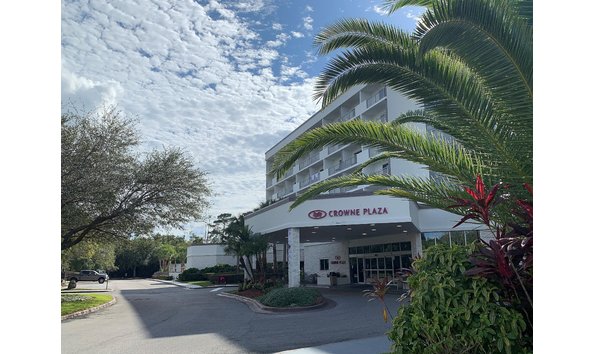 Big image crowne lbv