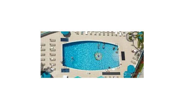 Big image ilikai hotel   luxury suites waikiki beach 3