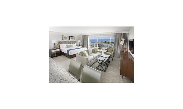 Big image ilikai hotel   luxury suites waikiki beach 1