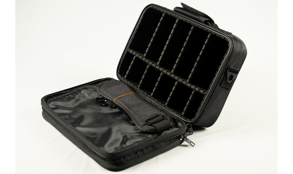 Big image item  21 vasker cosmetics travel case