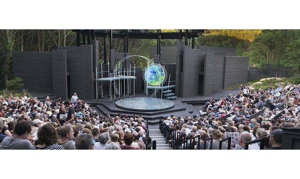 Big image  21 midsummer crowd shot hill