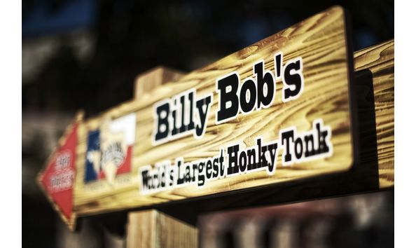 Big image billy bobs sign