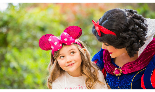 Big image cinderella little girl 3000x1688