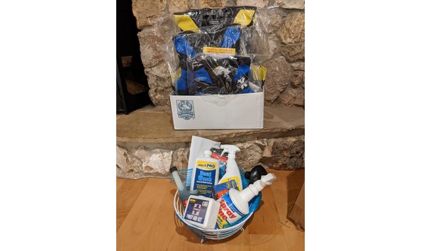 Big image boat cleaning