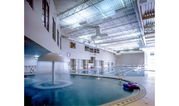 Big image pool high res