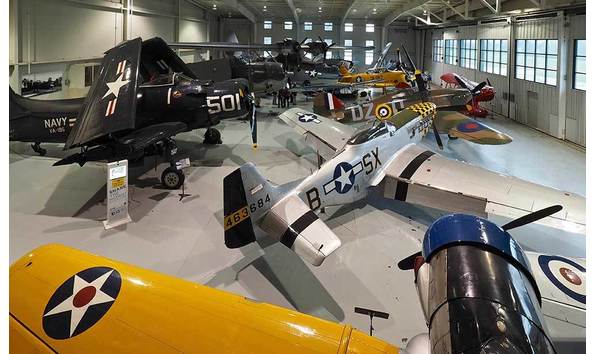 Big image mam navyhanger