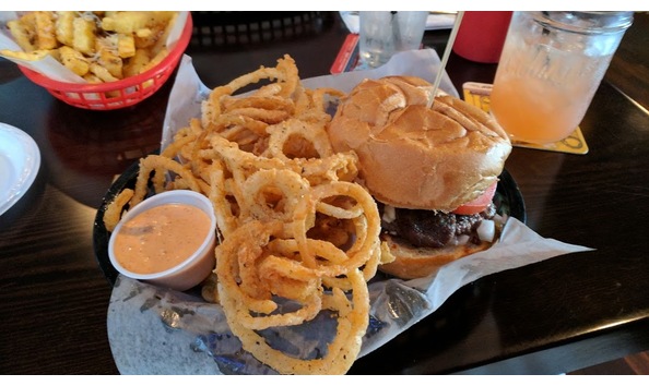 Big image 637554395bc48d743ddecf5c6f4c1c80  united states pennsylvania philadelphia county philadelphia 824500 luckys last chance queen villagehtm