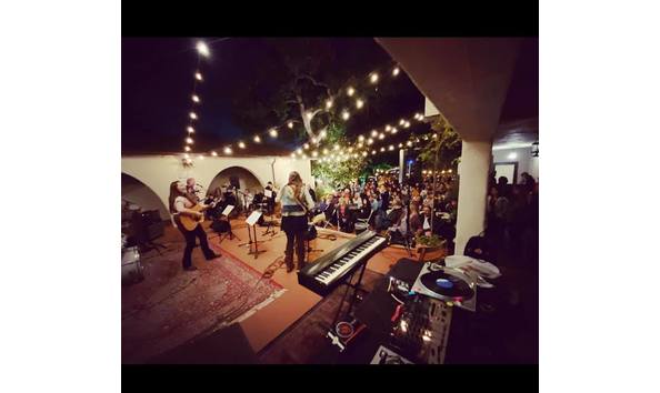 Big image sugar mountain mamas serenade at tcm