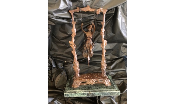 Big image bronz swing girl