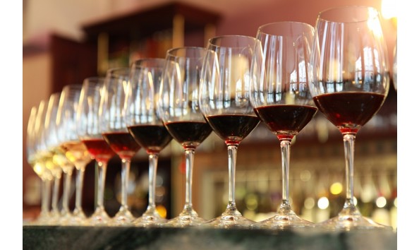 Big image wine glasses